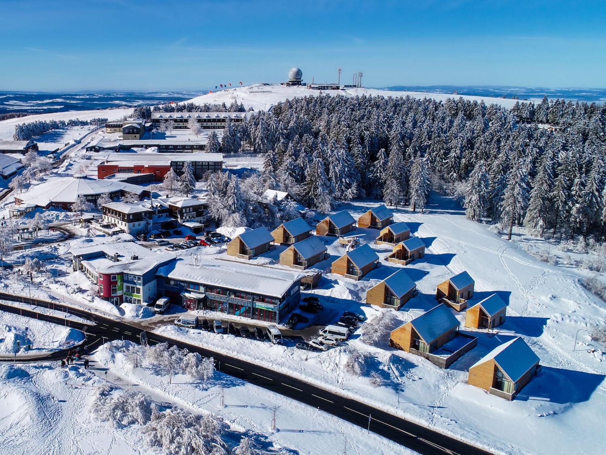 Berghotel Deutscher Flieger Wasserkuppe Герсфелд Екстериор снимка